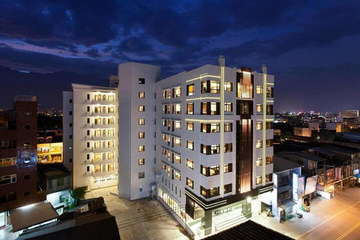 CHECK Inn SELECT Hualien LinSen