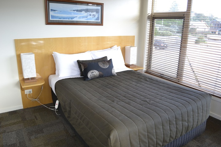 Room 4 of 51