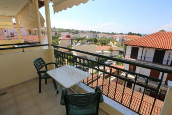 Terrace/Patio 3 of 43