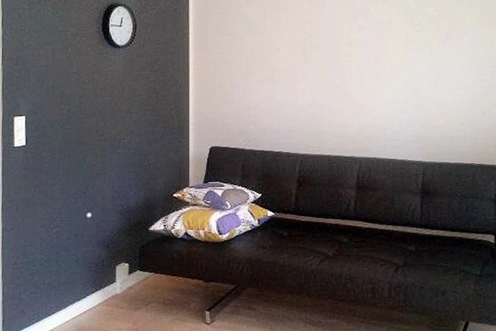 Room 2 of 17