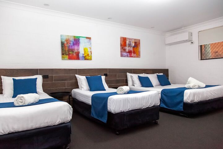 Room 42 of 89