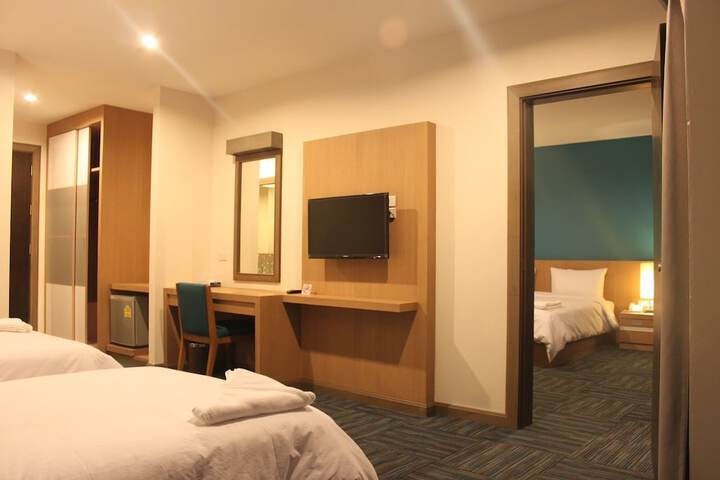 Room 9 of 74