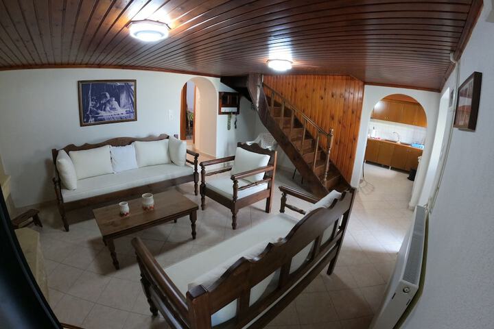 Room 13 of 26