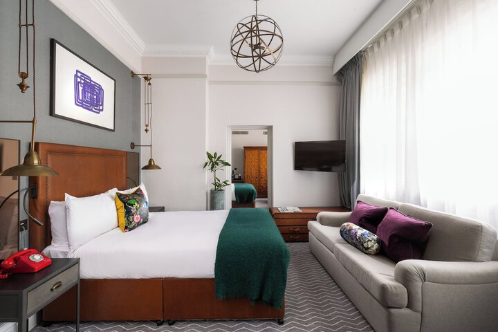 Room 61 of 217