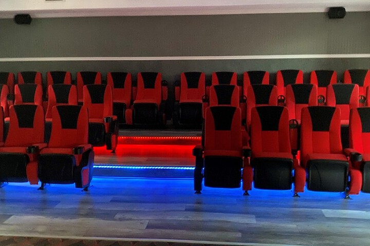 Entertainment 59 of 85