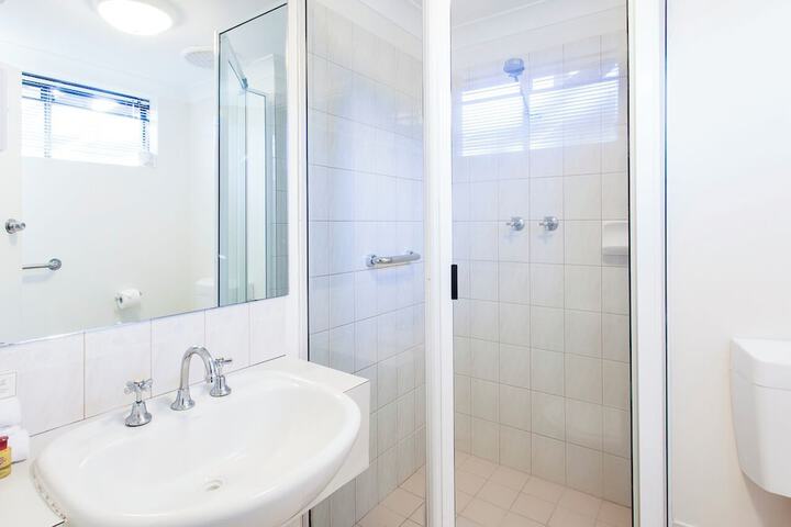 Clean Restrooms