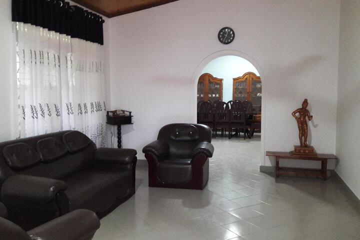 Chalaka Holiday Home
