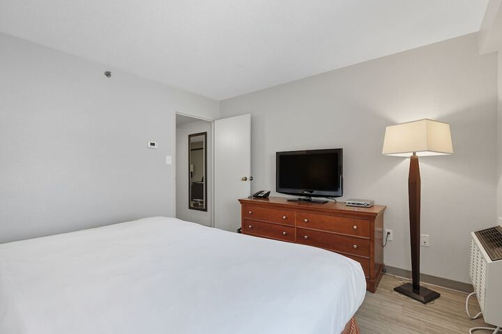 Room 16 of 68