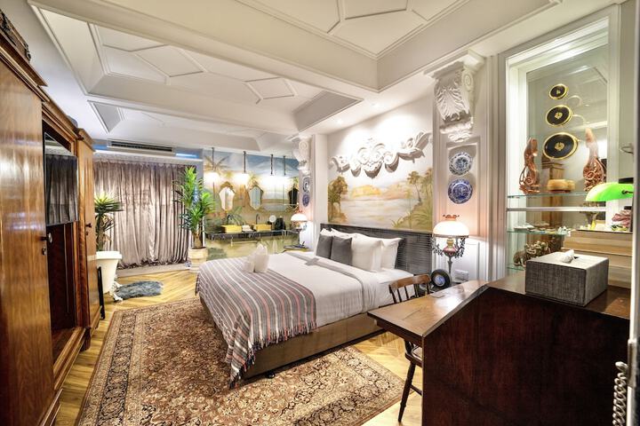 Room 40 of 81
