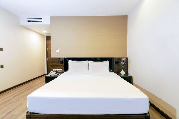 Room 21 of 62