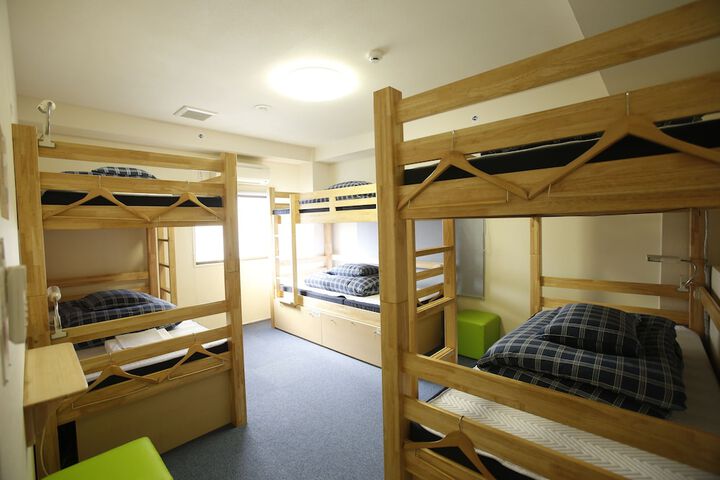 Room 25 of 84