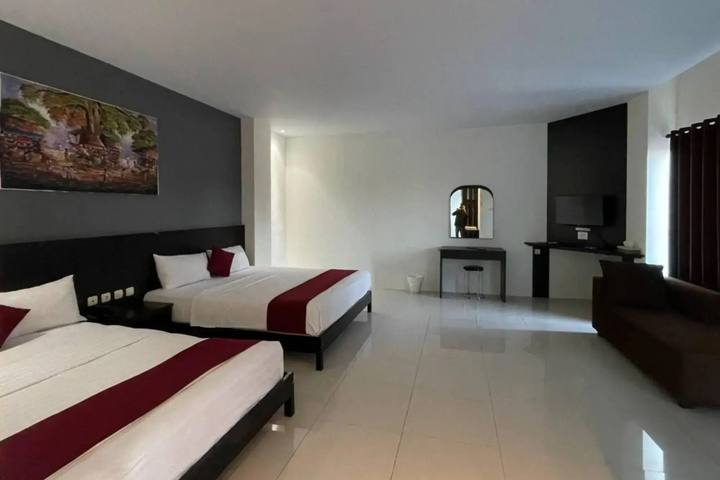 Hotel Grand Pacific by OYO Rooms