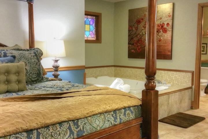 Room 70 of 96
