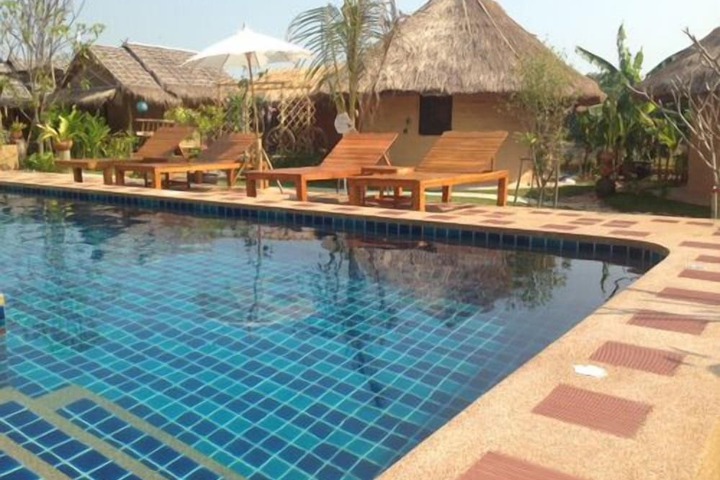 Pool 27 of 40
