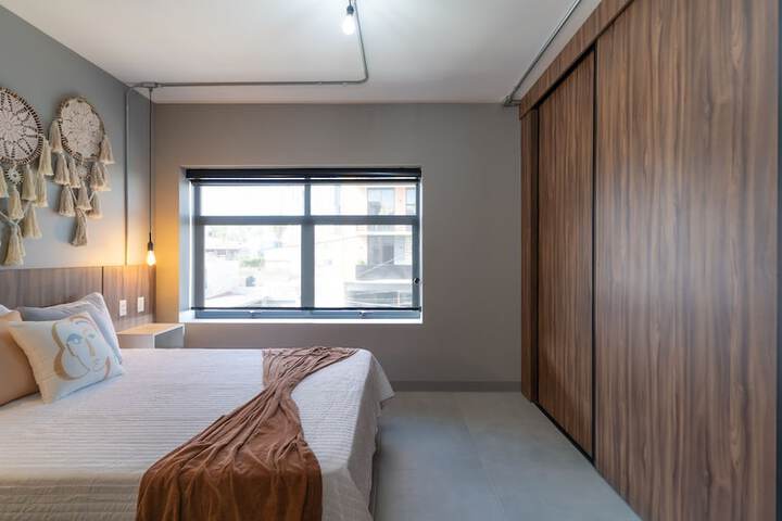 Room 15 of 94