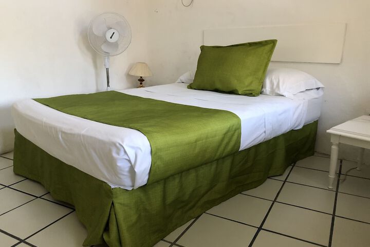 Room 18 of 91