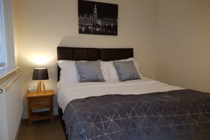 Room 12 of 30