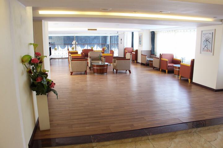 Hotel Interior 6 of 47