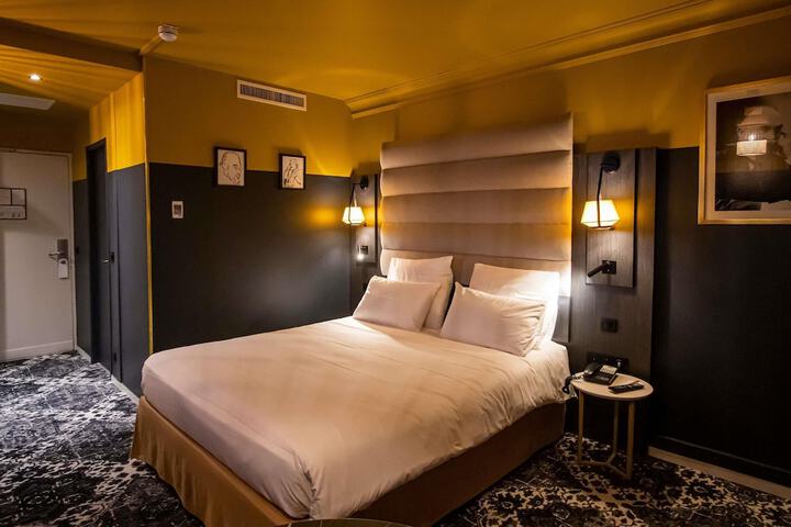 Room 8 of 47