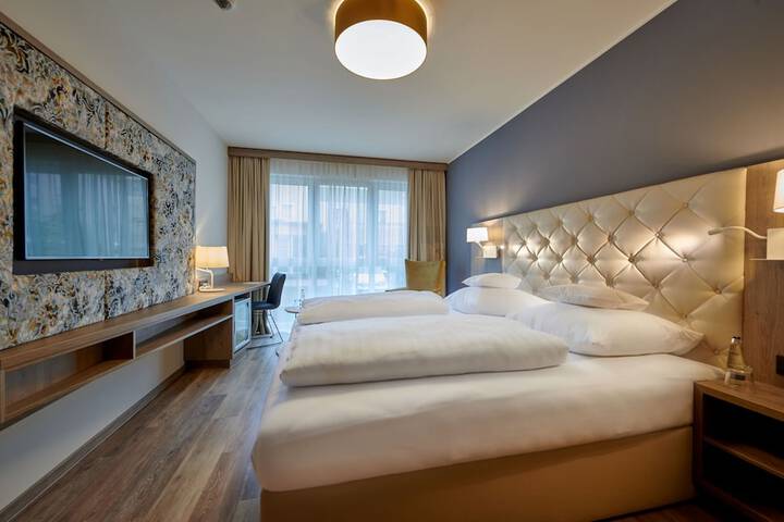 Room 50 of 106