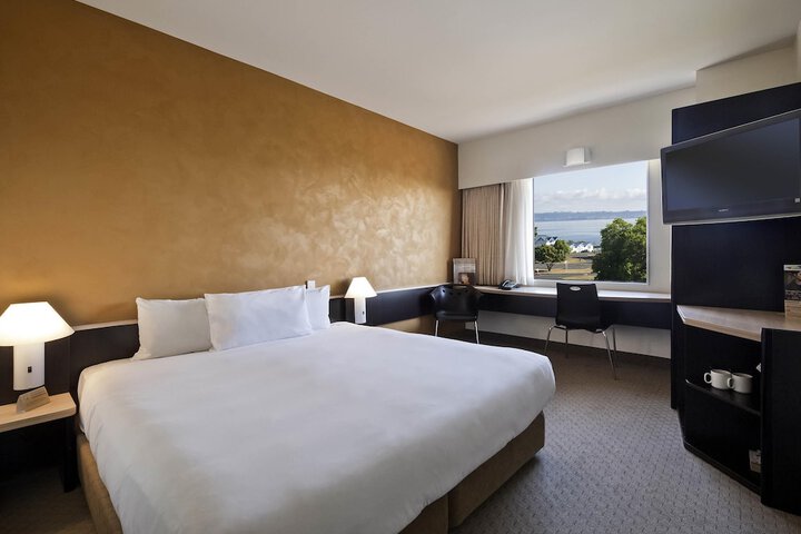 Room 14 of 49