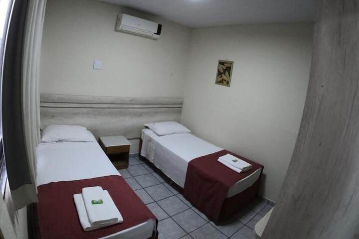Room 22 of 38