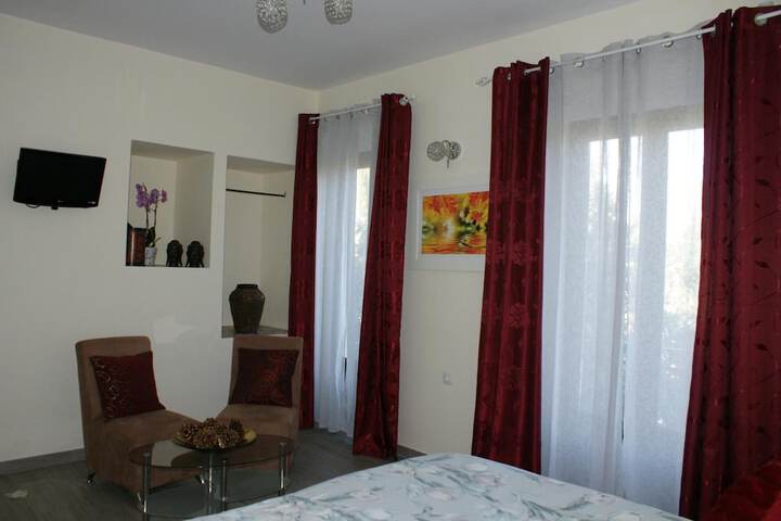 Room 15 of 67