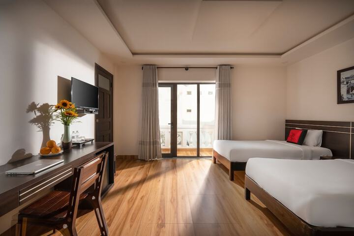 Room 4 of 26