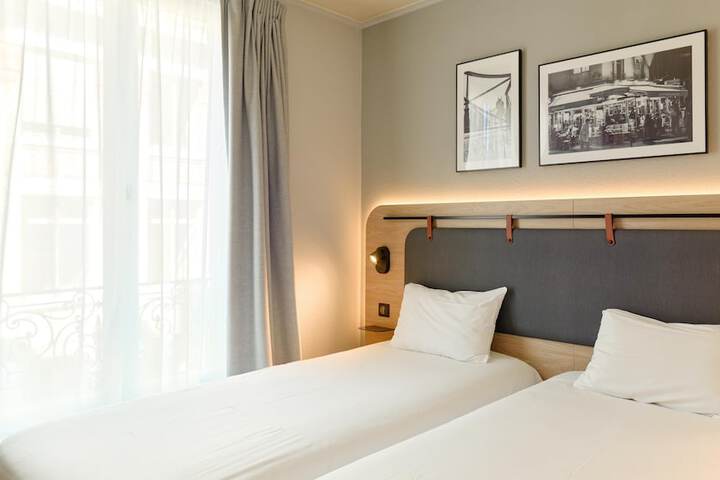 Room 18 of 41