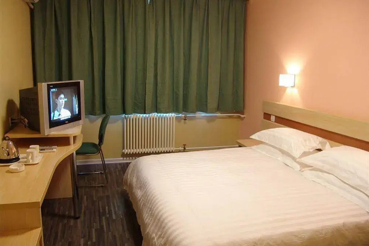 Room 2 of 11