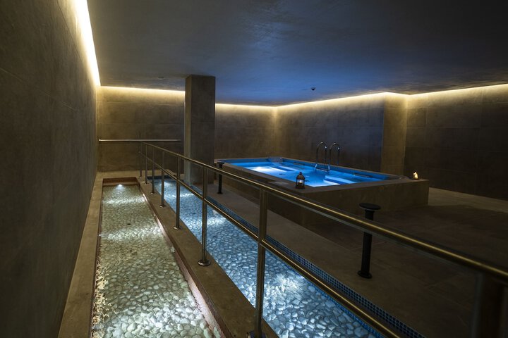 Spa 43 of 101
