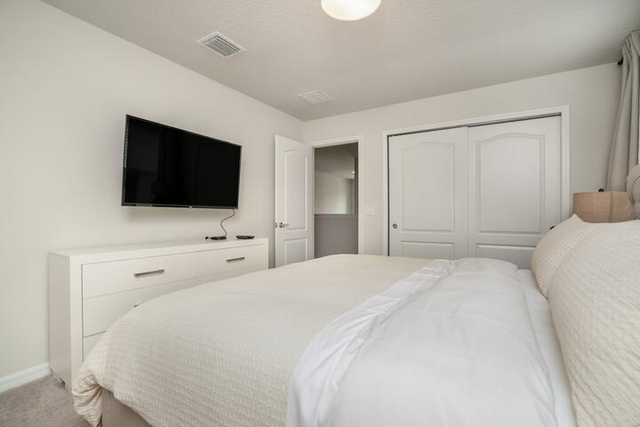 Room 12 of 67