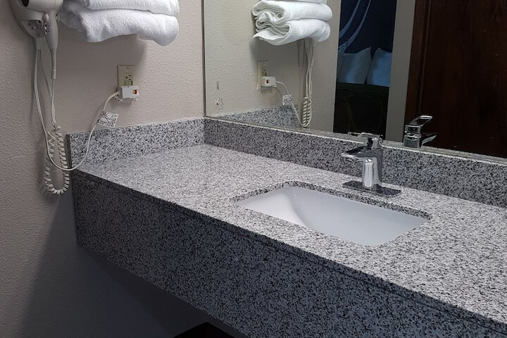 Bathroom sink