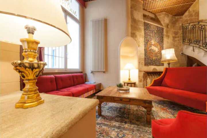 Guest Lobby