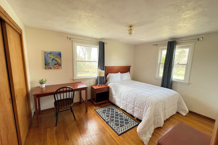 Room 38 of 104