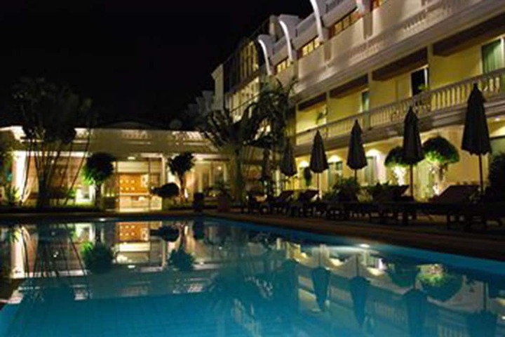 Pool 94 of 127