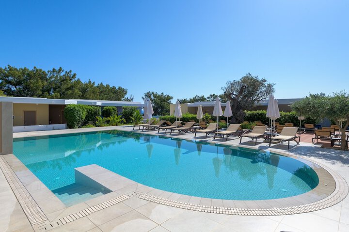 Pool 57 of 183
