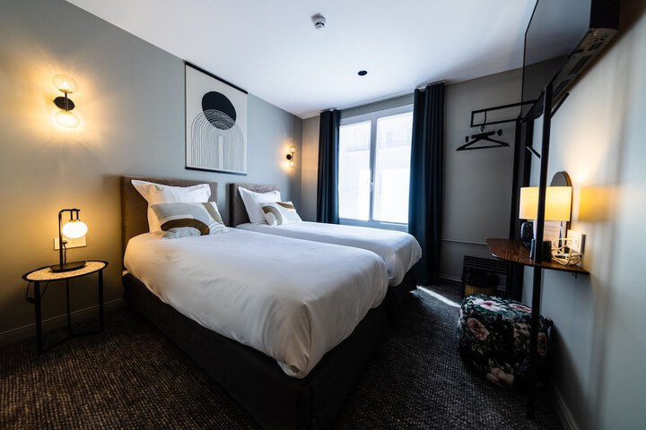 Room 26 of 58