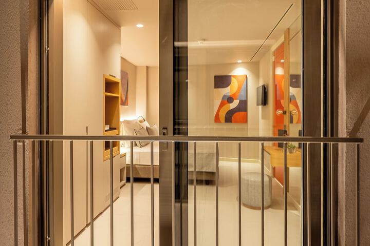 Room 26 of 112
