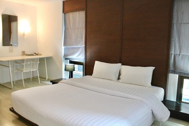 Room 3 of 64