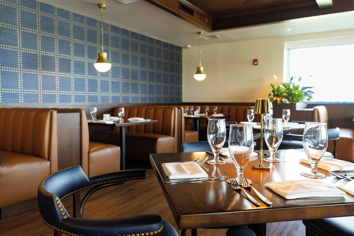 Dining 82 of 106
