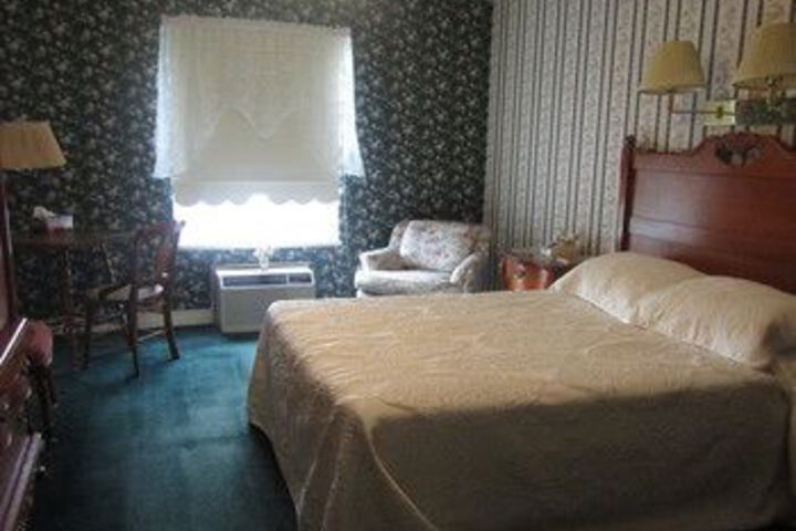 Room 23 of 58