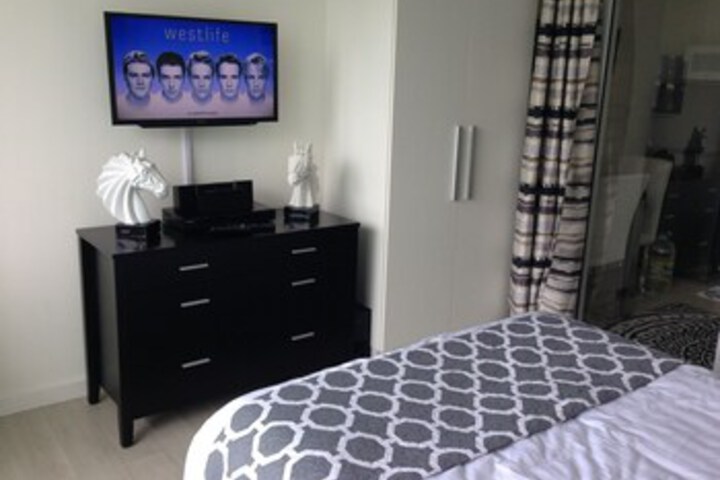 Room 53 of 58
