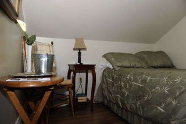 Room 20 of 35