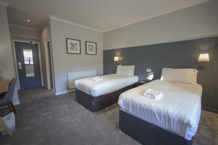 Room 12 of 67