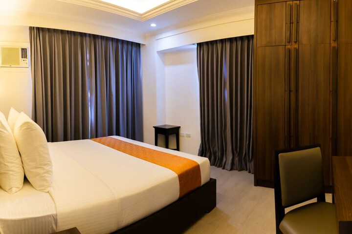 Room 7 of 22
