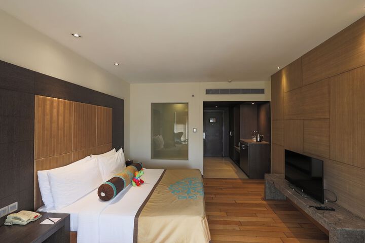 Room 9 of 22
