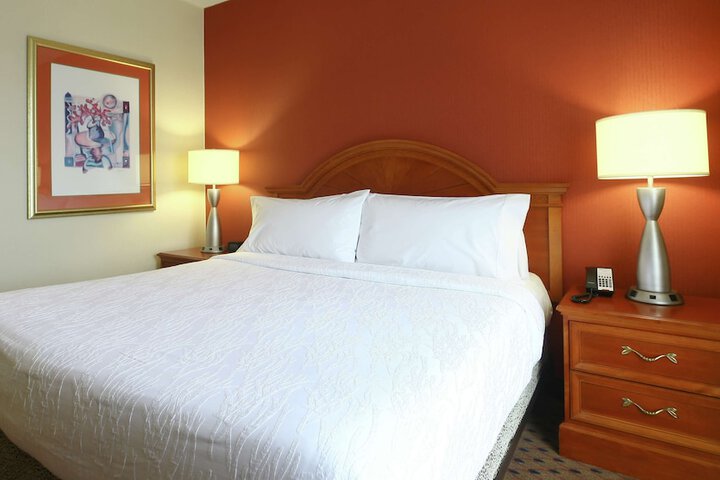 1 King Bed (7 of 20)