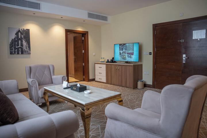 Room 15 of 49