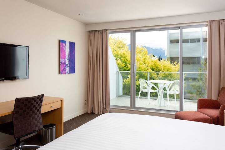 Room 20 of 114